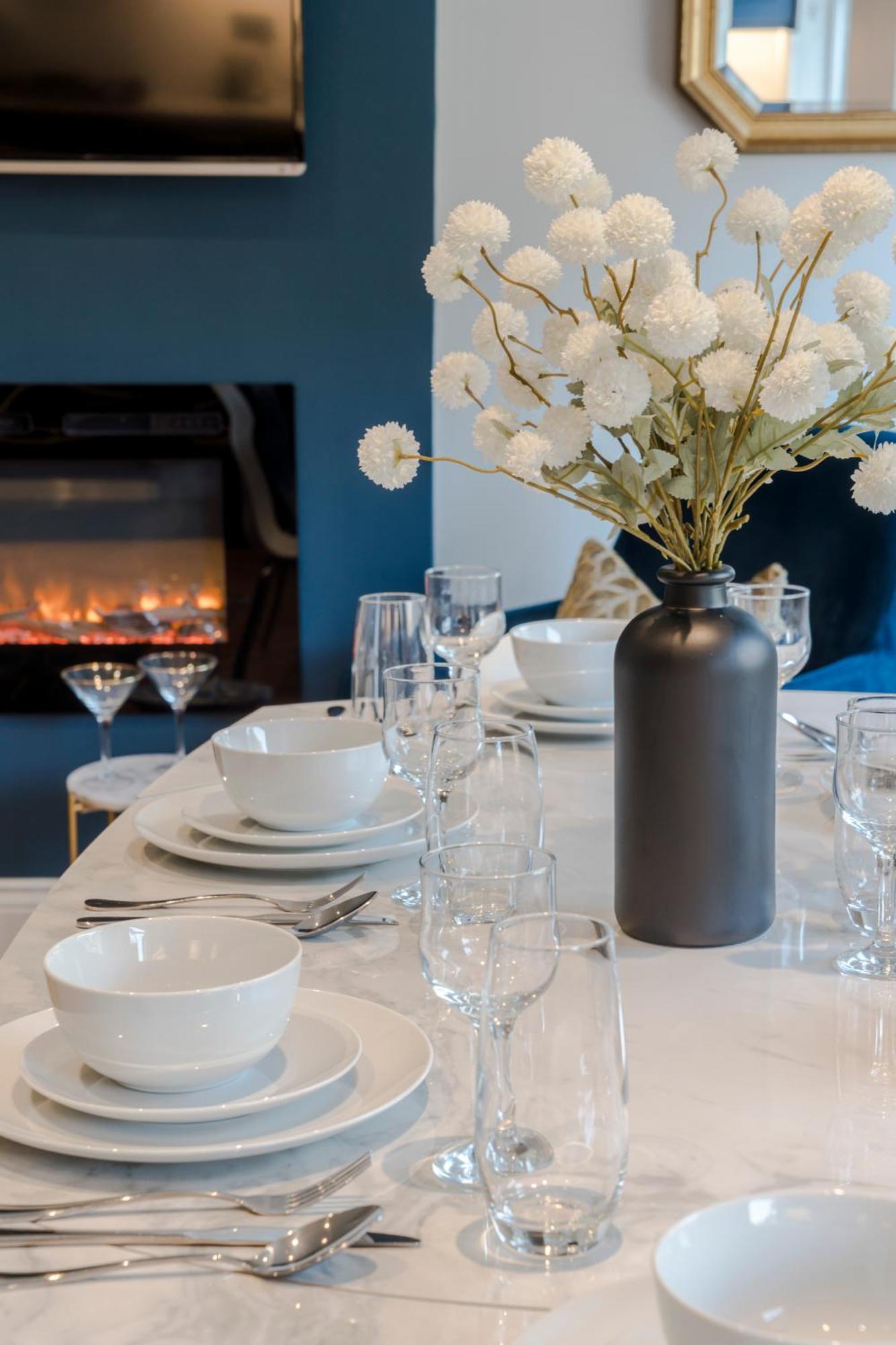 Stunning 3 Bed Duplex Apartment In The Heart Of West Hampstead Лондон Экстерьер фото