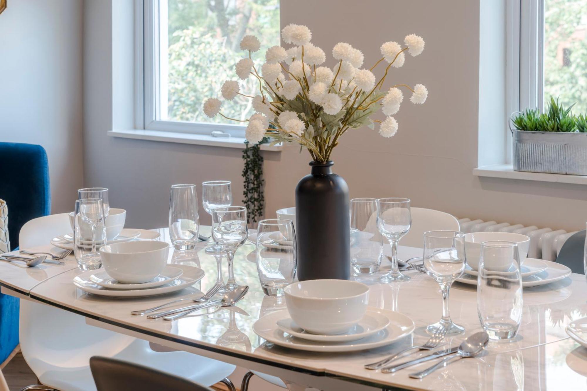 Stunning 3 Bed Duplex Apartment In The Heart Of West Hampstead Лондон Экстерьер фото